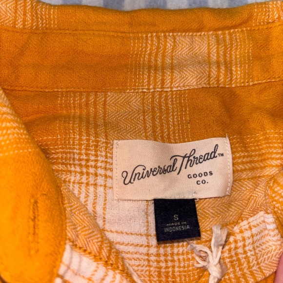 Universal Threads Button Down - Picture 2 of 4